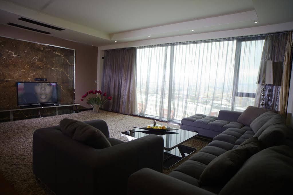 Hotel Emirates โซเฟีย ภายนอก รูปภาพ