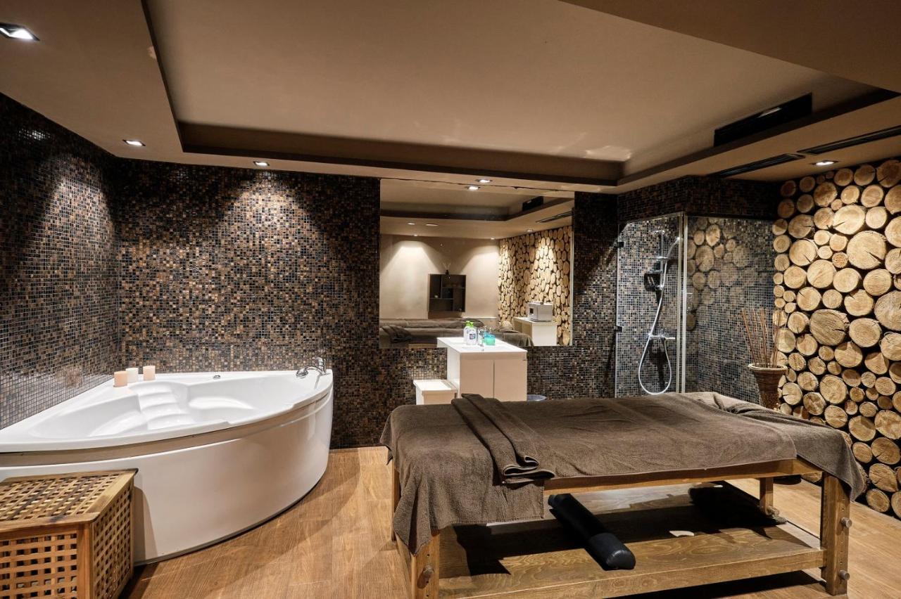 Hotel Emirates โซเฟีย ภายนอก รูปภาพ