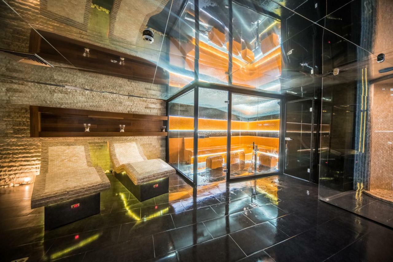 Hotel Emirates โซเฟีย ภายนอก รูปภาพ